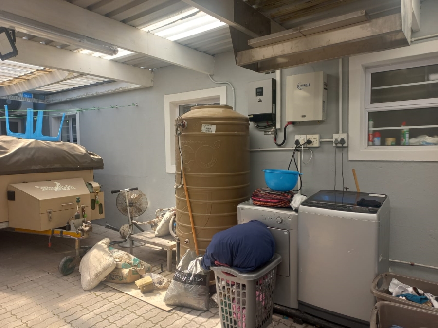 3 Bedroom Property for Sale in Portlands Western Cape